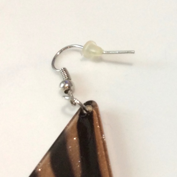 Statement Dangle Drop Earrings Large Triangle Tiger Stripes Acrylic Pierced Earr - Picture 4 of 6